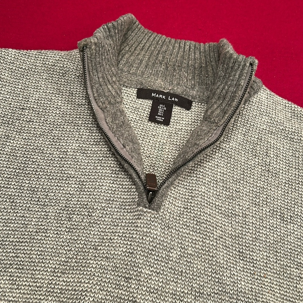 EUC 1/4 zip sweater